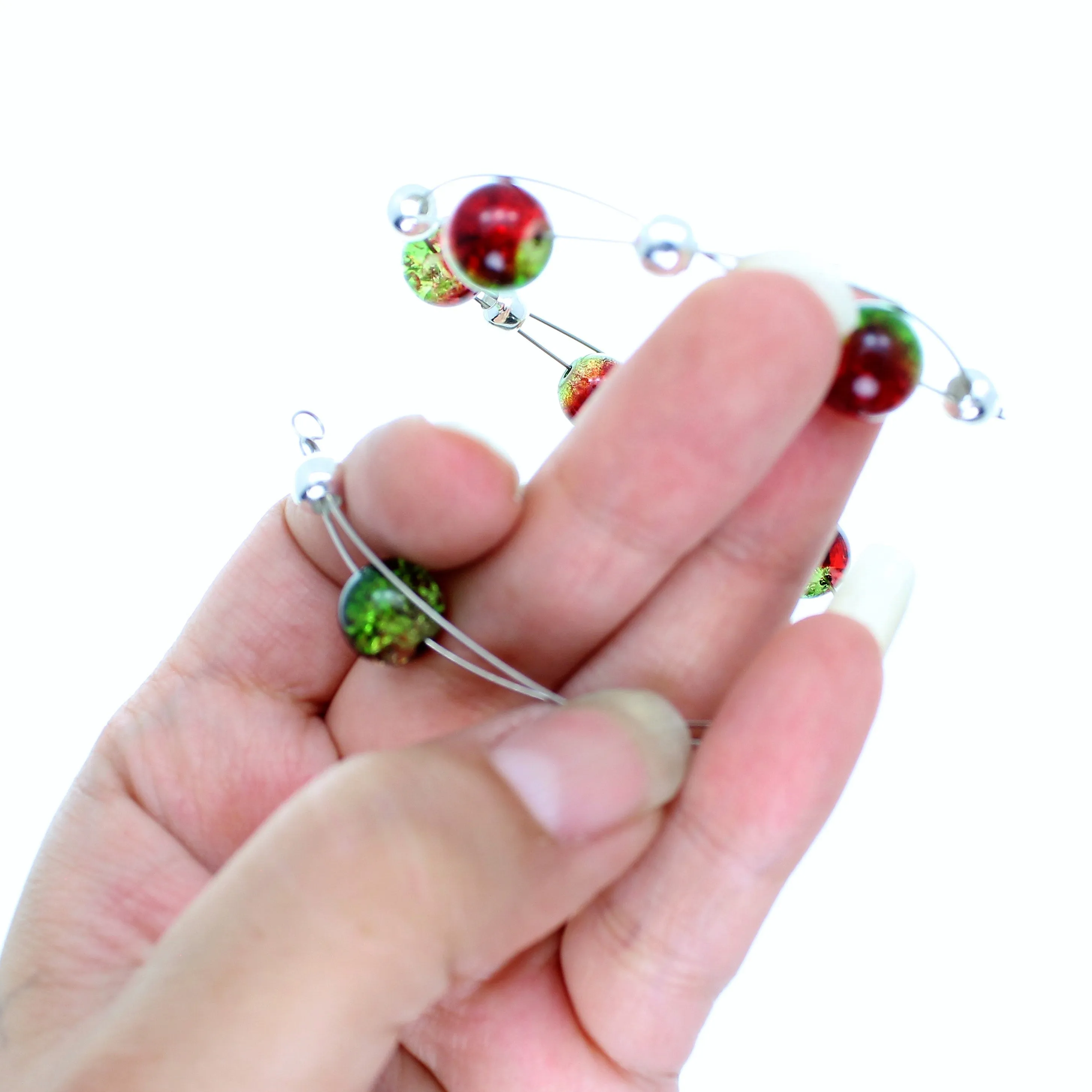 Jewelry Set XMAS-JWL-1014 Red Green Silver 10mm Beads on Wire