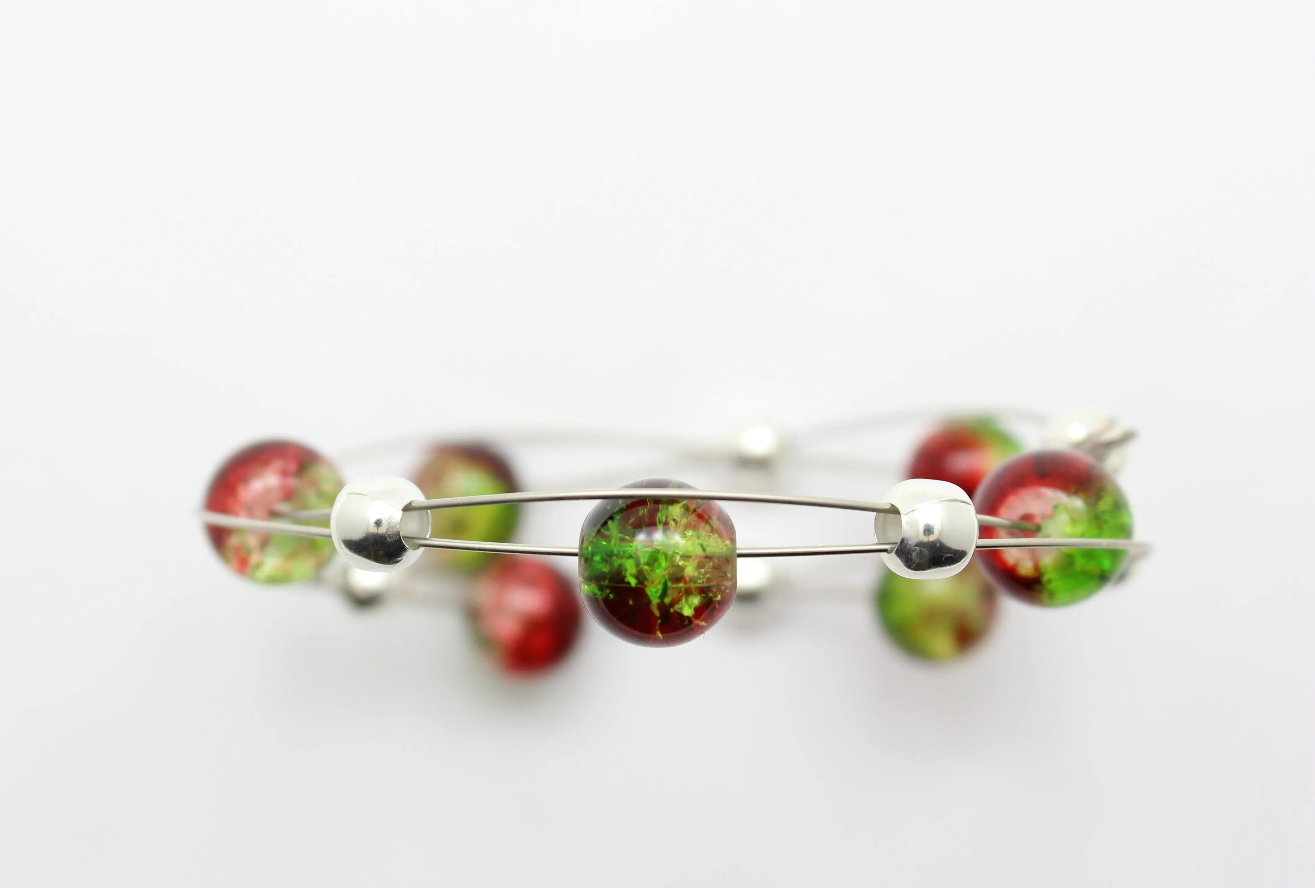 Jewelry Set XMAS-JWL-1014 Red Green Silver 10mm Beads on Wire