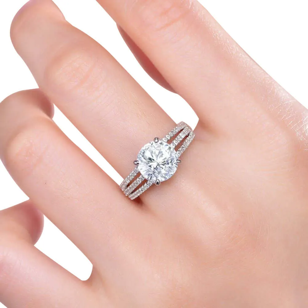 luxury Round Cut Cubic Zirconia Diamond Eternity Engagement Ring