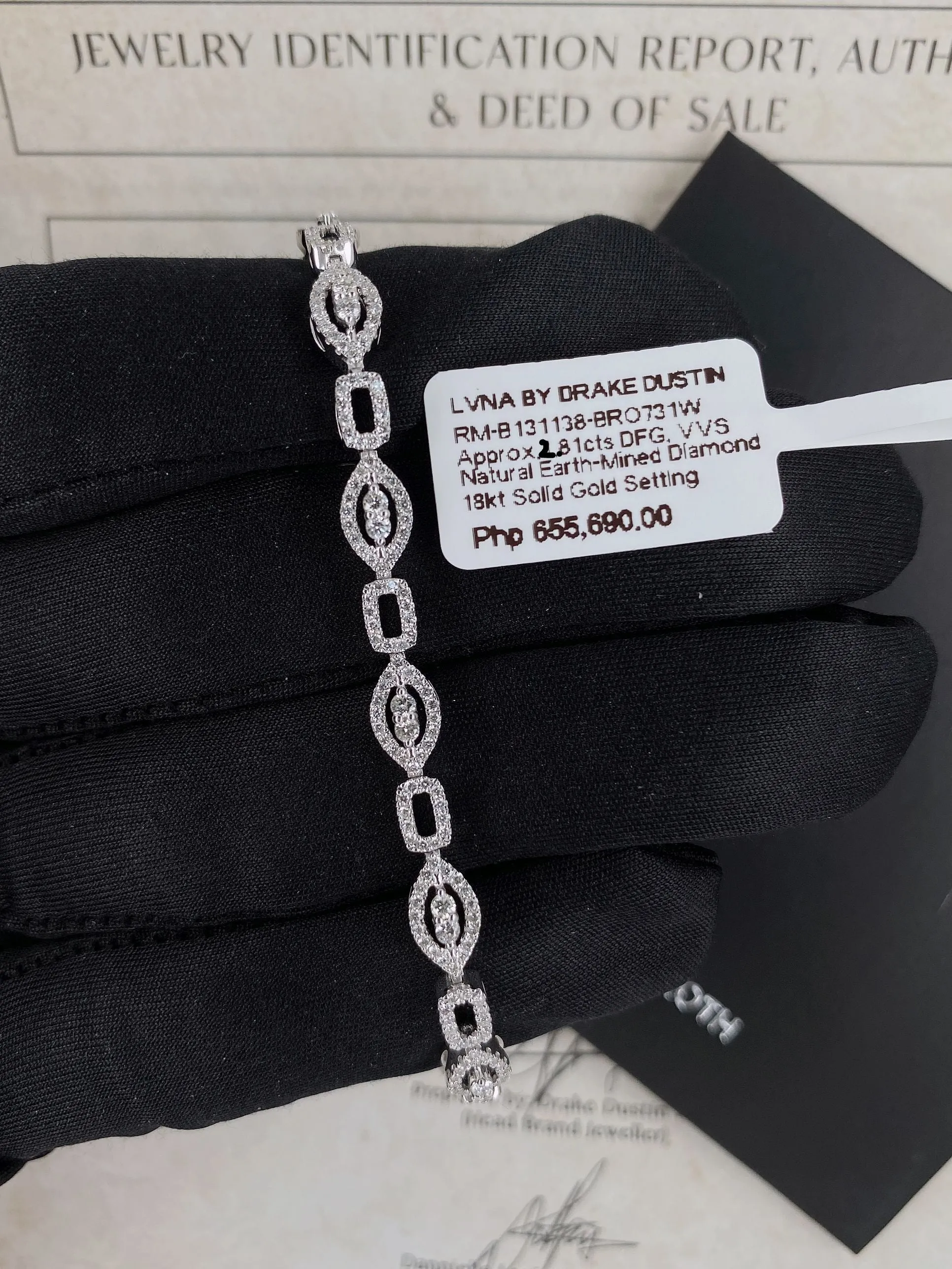 #LVNA2024 | Eternity Alternate Bar Tennis Diamond Bracelet 18kt