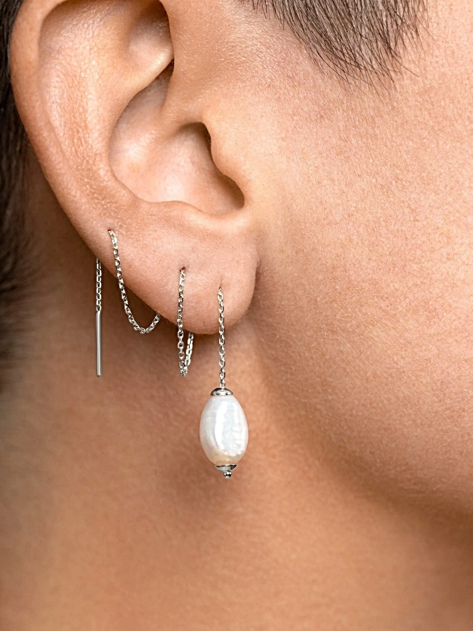 Perla Threader Earrings