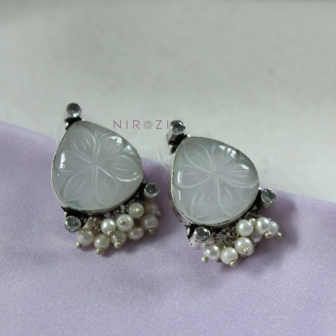 Priti Stud Earrings