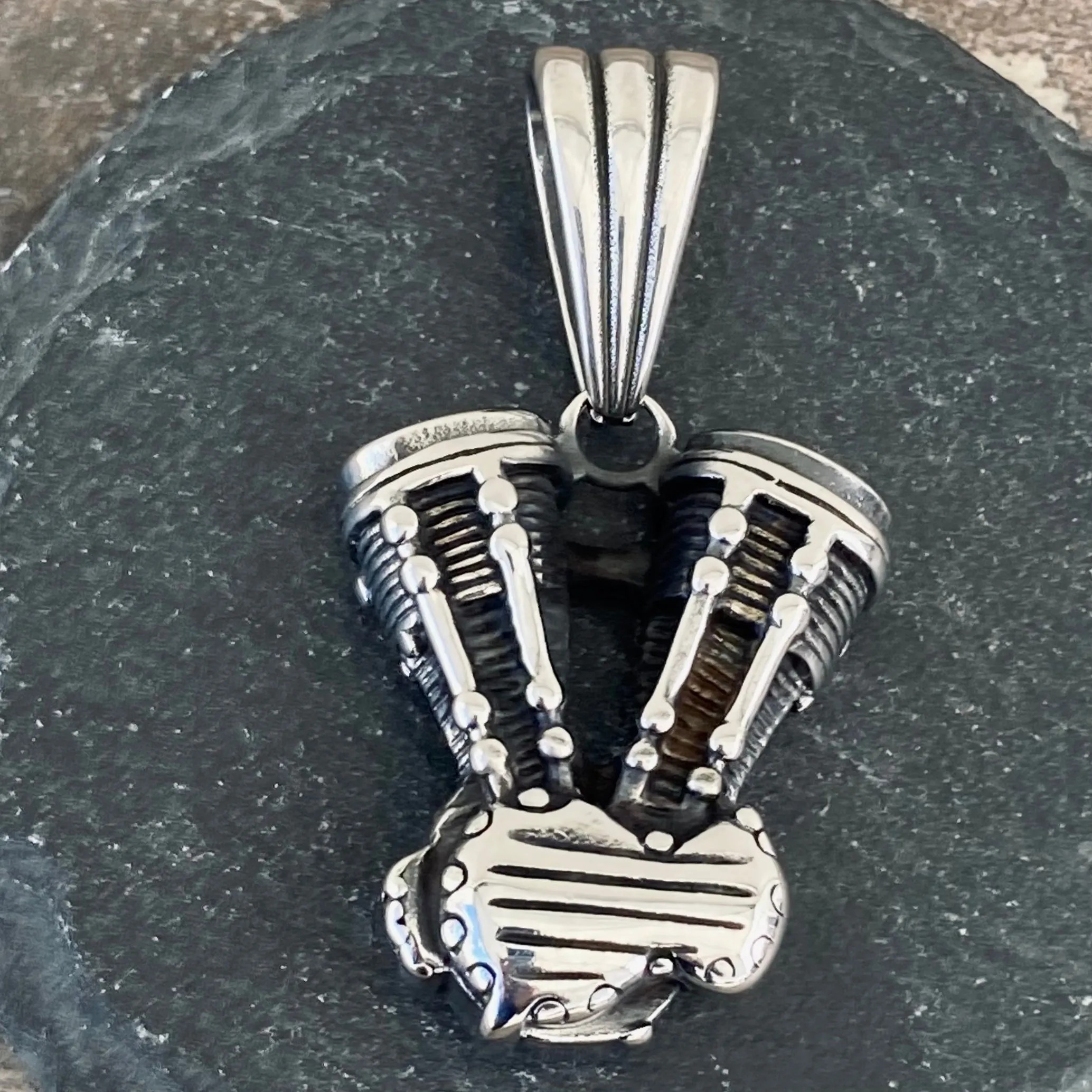V-Twin Motor Pendant - Necklace (458)